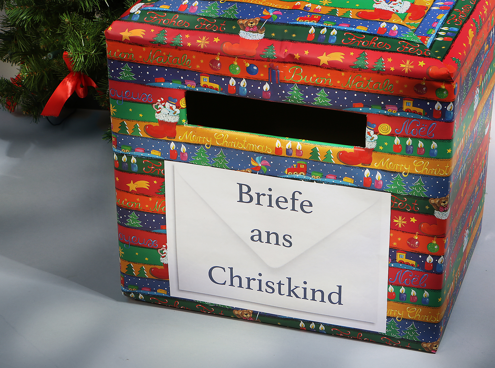 Christkind Briefkasten